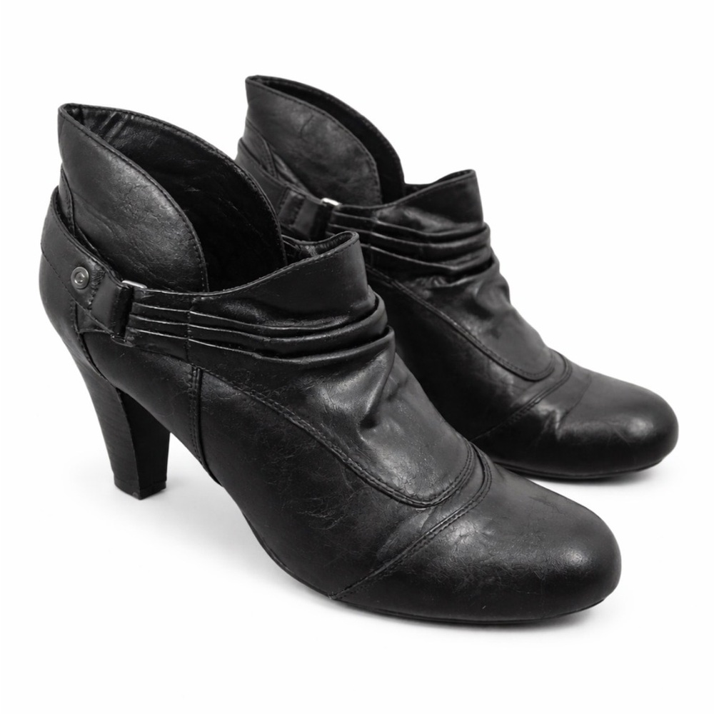 G by Guess Black Heeled Ankle Booties Classic Chic Work Date Night Size 8